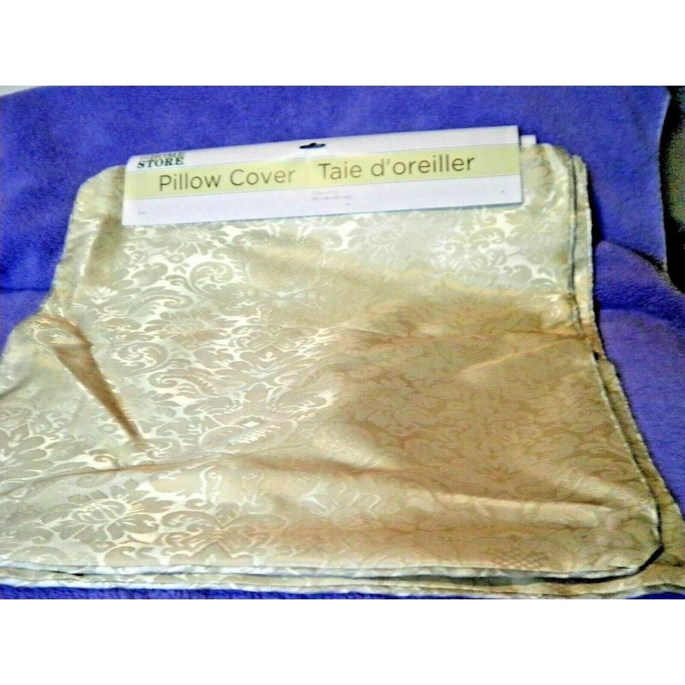 The Home Store New Off White Cream Colored Pillow Cover 17x17